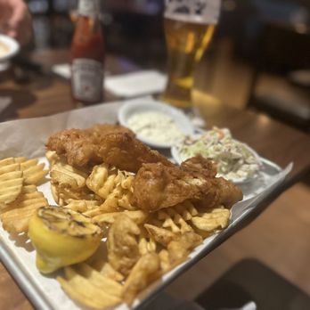 Shore Grille - Fish and Chips - American Near Me - San Pedro, California