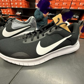 Nike Factory Store - Ontario - Shoe Stores Near Me - Ontario, California