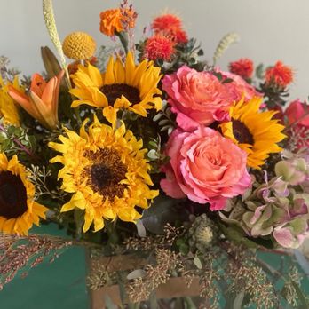 Floren Boutique - Florists Near Me Floren Boutique - Florists Near Me