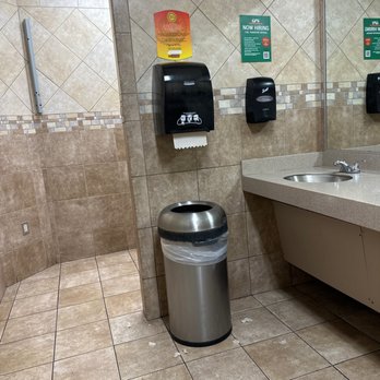 CEFCO - Gas Stations Near Me - Vernon, Texas
