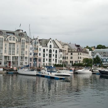 XL Diner - View from outdoor seating - Seafood Near Me - Alesund, 15 XL Diner - View from outdoor seating - Seafood Near Me - Alesund, 15