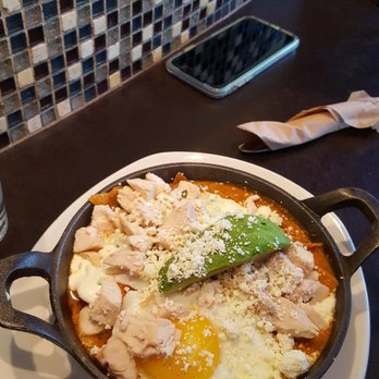 Xoco - Chilaquiles with chicken - Mexican Near Me - Chicago, Illinois Xoco - Chilaquiles with chicken - Mexican Near Me - Chicago, Illinois