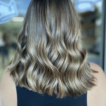 Coffee and Blow Dry Bar - after - Blow Dry/Out Services Near Me - Doral, Florida Coffee and Blow Dry Bar - after - Blow Dry/Out Services Near Me - Doral, Florida