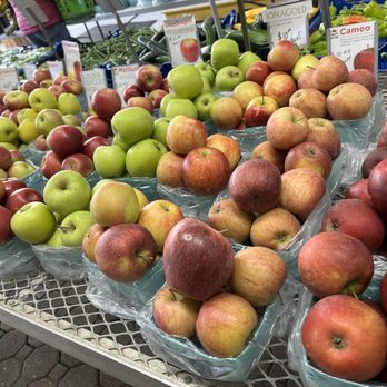 Briermere Farms - Bakeries Near Me - Riverhead, New York