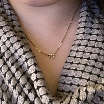M&M Jewelry Studio - Before - mother's necklace that originally held a diamond that somehow fell out years ago. - Jewelry Near Me - Seattle, Washington M&M Jewelry Studio - Before - mother's necklace that originally held a diamond that somehow fell out years ago. - Jewelry Near Me - Seattle, Washington
