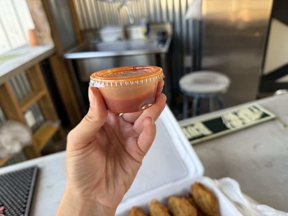 Wing Nights At Benny Pauls Logo