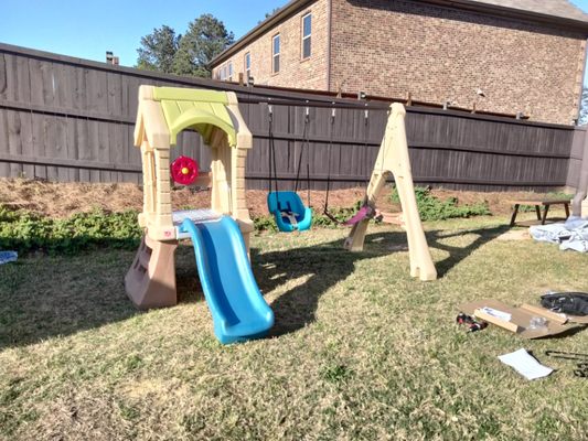 Playhouse/Patio Assembly - I specialize in playhouse and patio assembly! Call to book! Playhouse/Patio Assembly - I specialize in playhouse and patio assembly! Call to book!
