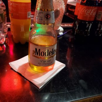 Club Ellery's - a bottle of modelo - Bars Near Me - Atlanta, Georgia