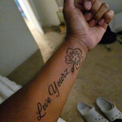 Project Tattoo Studio - Great place, good vibes. I was just a walk in and they took there time making sure that I made the right decision.