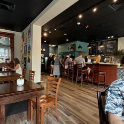 Wise Cup - Interior