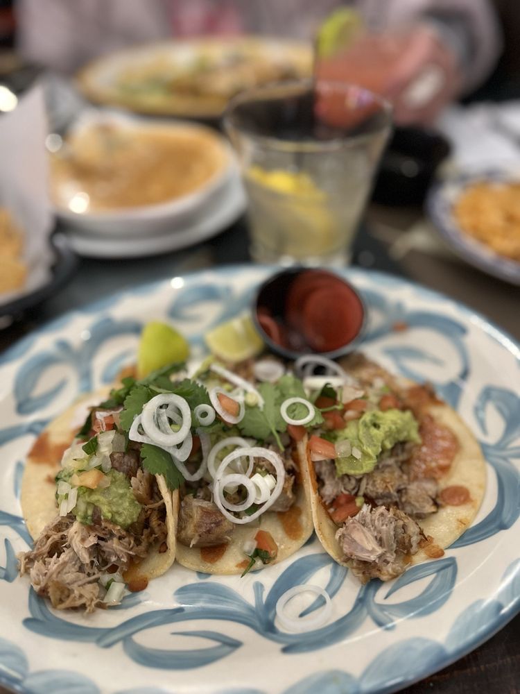 La Tia Taqueria & Cantina
