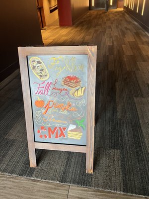 CMX CinéBistro Halcyon by null