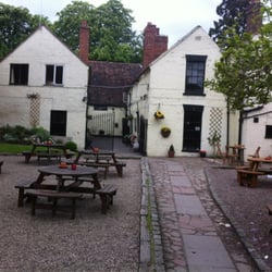 Cat Inn - Cat Inn Garden