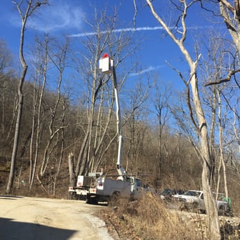 Clear Choice Facility Maintenance - a truck and a crane - Landscaping Near Me - Covington, Kentucky
