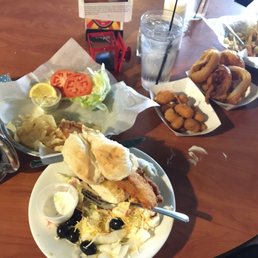 Great place. Friendly staff, quiet lunch. Red wings fan bar.