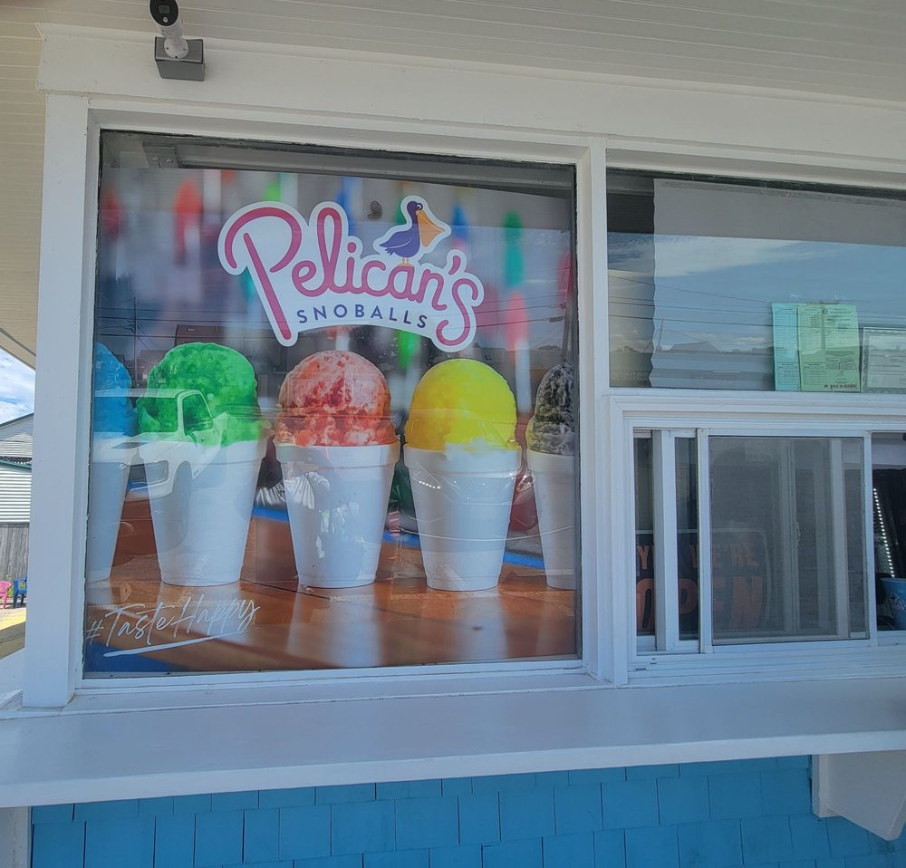 Pelican's Snoballs Logo