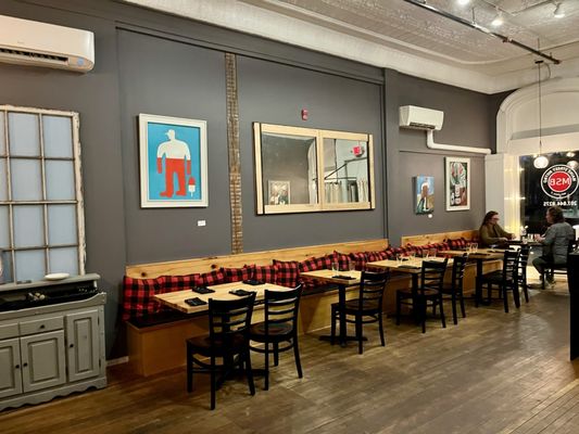 Maine Street Bistro by null