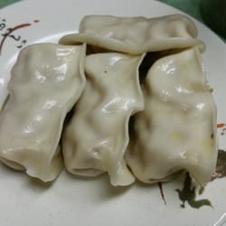 君滬鍋貼大王 - pan-fried pork dumplings