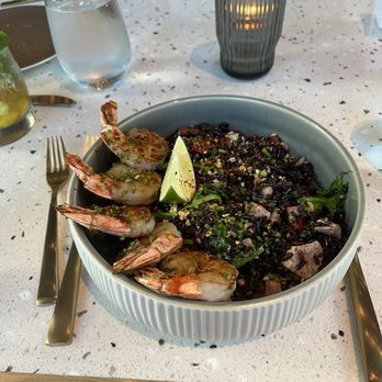 Olili - The garlic shrimp entree with black rice - Desserts Near Me - Honolulu, Hawaii Olili - The garlic shrimp entree with black rice - Desserts Near Me - Honolulu, Hawaii