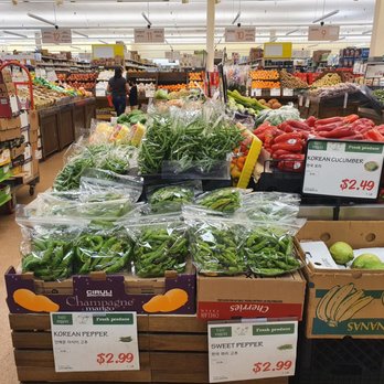 H Mart - Herndon - Fresh veggies - International Grocery Near Me - Herndon, Virginia H Mart - Herndon - Fresh veggies - International Grocery Near Me - Herndon, Virginia