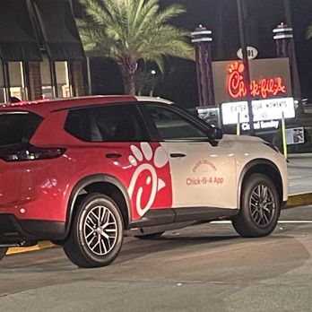 Chick-fil-A - Chick Fil A mobile for delivery service - Fast Food Near Me - Kissimmee, Florida Chick-fil-A - Chick Fil A mobile for delivery service - Fast Food Near Me - Kissimmee, Florida