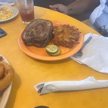 Village Inn - Patty melt - American Near Me - Mission, Kansas Village Inn - Patty melt - American Near Me - Mission, Kansas
