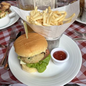 P. J. Clarke's - Crab cake sandwich and fries - Cocktail Bars Near Me - Philadelphia, Pennsylvania P. J. Clarke's - Crab cake sandwich and fries - Cocktail Bars Near Me - Philadelphia, Pennsylvania