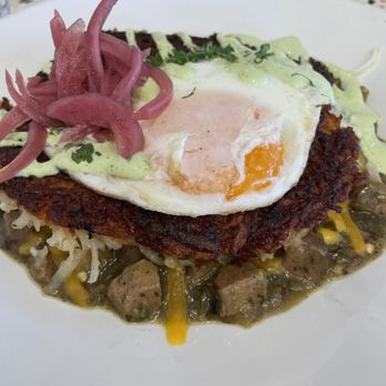Break + Feast - Chile verde 'skillet' con arroz, queso, carne and huevo - Breakfast & Brunch Near Me - Koloa, Hawaii Break + Feast - Chile verde 'skillet' con arroz, queso, carne and huevo - Breakfast & Brunch Near Me - Koloa, Hawaii