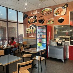 Extreme Teriyaki Grill Express - Dining Room