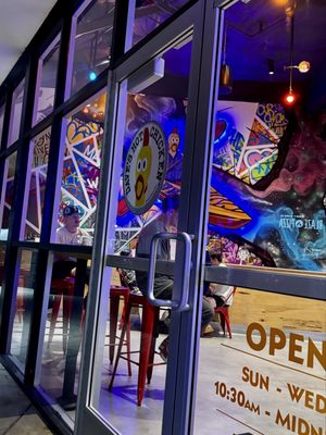 Dave's Hot Chicken by null