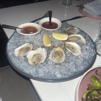 Hue Boston - Oysters - Restaurants Near Me - Boston, Massachusetts
