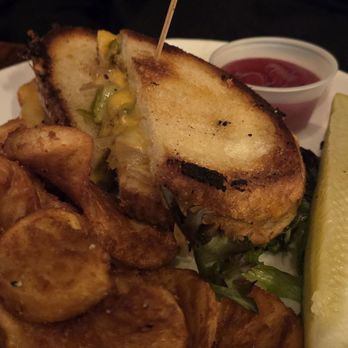 Peekaboo Canyon Wood Fired Kitchen - Ultimate grilled cheese - Pizza Near Me - Kanab, Utah Peekaboo Canyon Wood Fired Kitchen - Ultimate grilled cheese - Pizza Near Me - Kanab, Utah