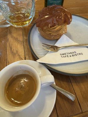 SmetanaQ Café & Bistro by null
