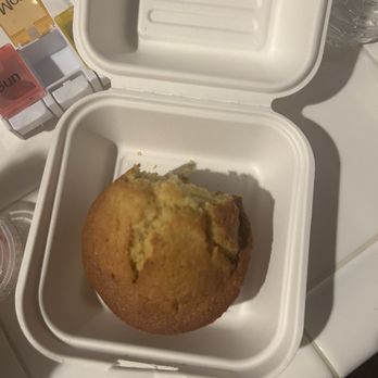 Fixins Soul Kitchen - Cornbread - Soul Food Near Me - Sacramento, California