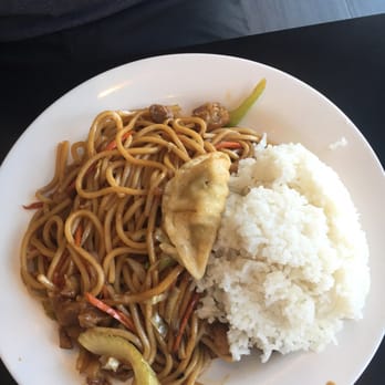 Quik Wok - Oceanside - Chicken chow mien side of rice. - Chinese Near Me - Oceanside, California