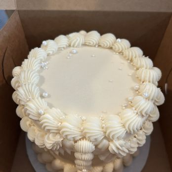 Sweet Bites By Lizzie - Decorated was amazing! Too bad it didn't taste as good as it looked. - Desserts Near Me - New Braunfels, Texas Sweet Bites By Lizzie - Decorated was amazing! Too bad it didn't taste as good as it looked. - Desserts Near Me - New Braunfels, Texas