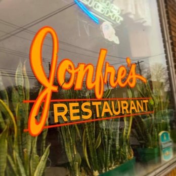 Jonfres - the front window of a restaurant - Bars Near Me - Niagara Falls, New York