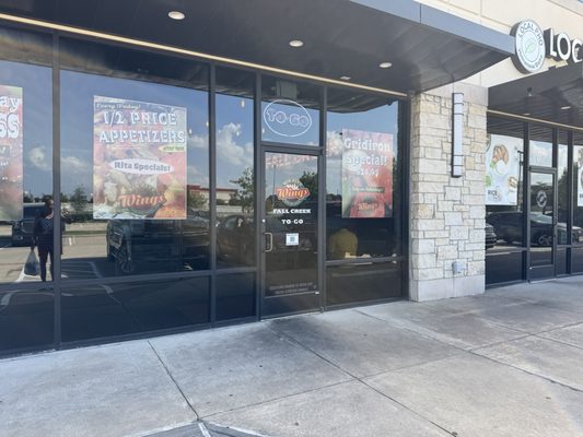 Big City Wings by null