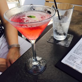 Yard House - My friend's drink - so good pomegranate martini - New American Near Me - Springfield, Virginia Yard House - My friend's drink - so good pomegranate martini - New American Near Me - Springfield, Virginia