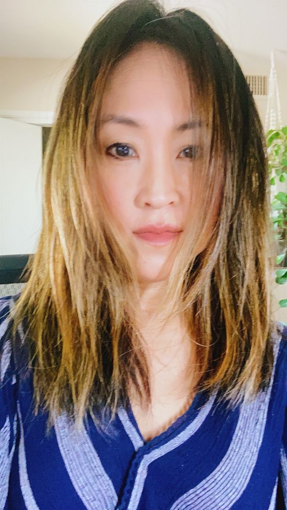 J Thompson Salon Logo