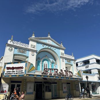Duval Street - The nostalgia - Local Flavor Near Me - Key West, Florida