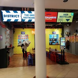 DISTRICT Bánh Mi