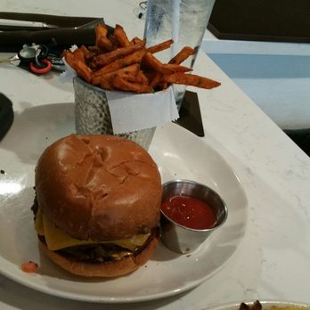 Bin 303 - Texan burger! - New American Near Me - Rockwall, Texas