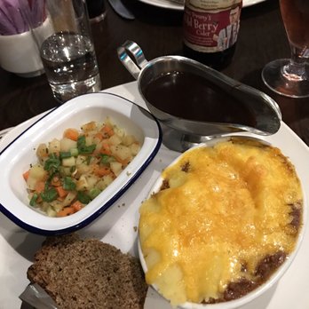 The Hairy Lemon - Cottage pie - Irish Pub Near Me - Dublin, D The Hairy Lemon - Cottage pie - Irish Pub Near Me - Dublin, D