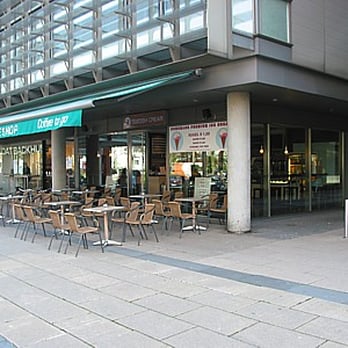 Swedish Cream - Cafes Near Me - Hamburg, HH
