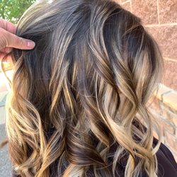 Brekk & Co Salon