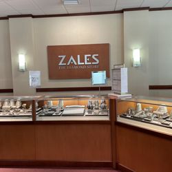 Zales Jewelers At Galleria Mall