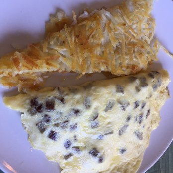 George's Place - Turkey sausage and dill omelette. - Breakfast & Brunch Near Me - Cape May, New Jersey George's Place - Turkey sausage and dill omelette. - Breakfast & Brunch Near Me - Cape May, New Jersey