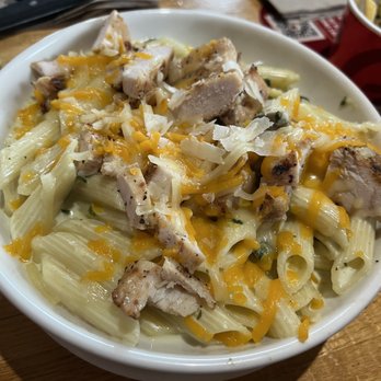 Applebee's Grill + Bar - Chicken Alfredo bowl - American Near Me - Monroe, Louisiana
