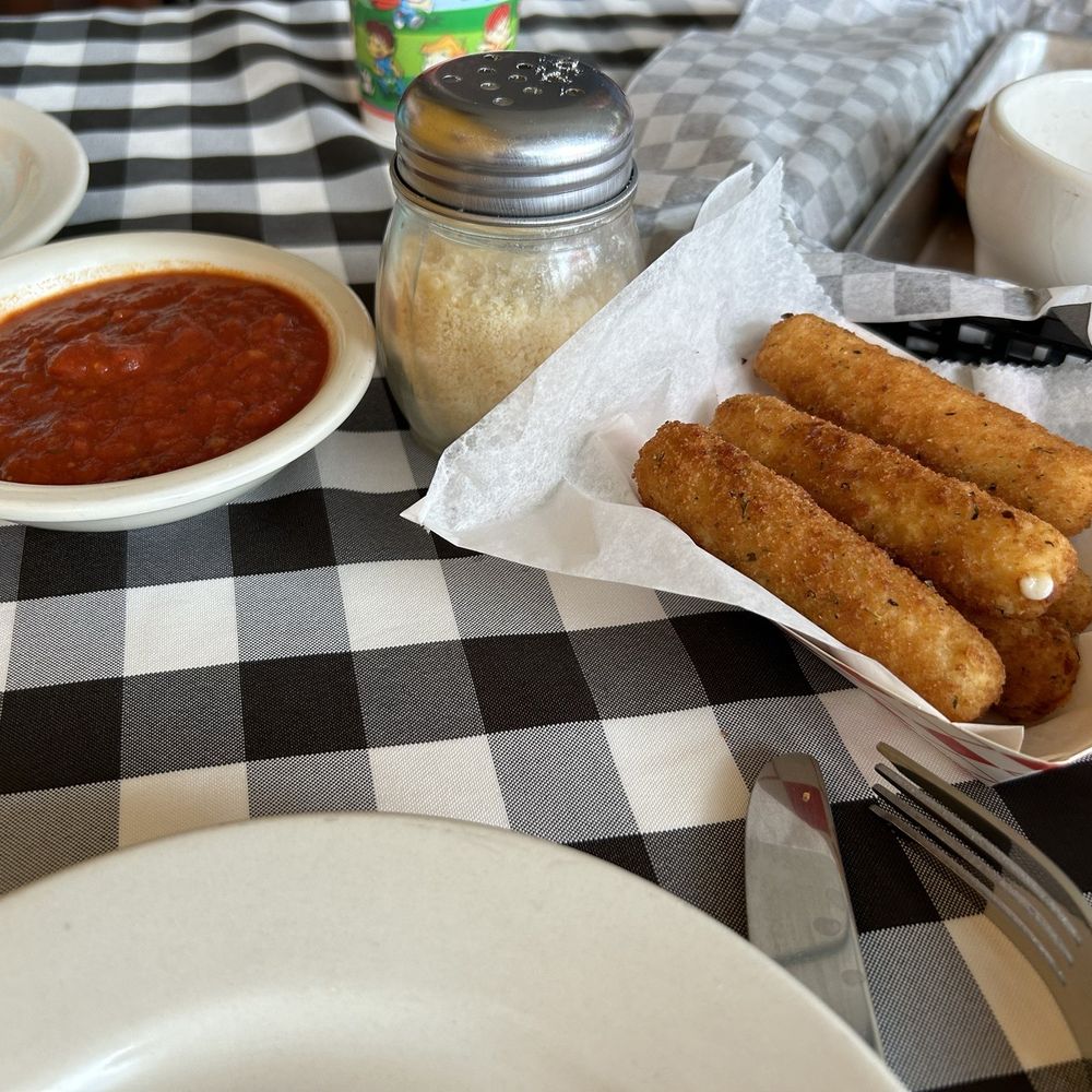 Legends Pizza - Pizza Near Me - Carol Stream, Illinois Legends Pizza - Pizza Near Me - Carol Stream, Illinois